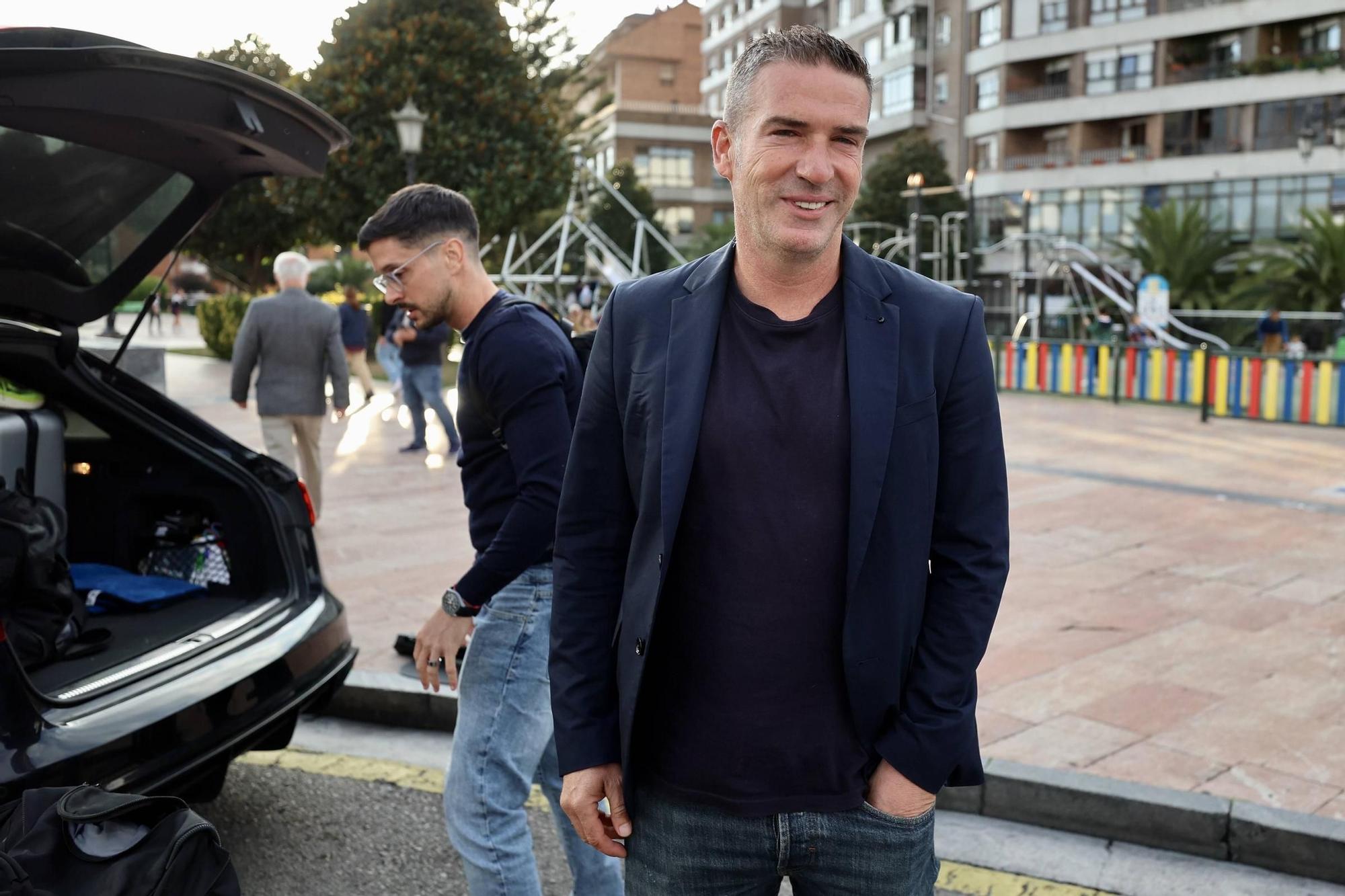 Así fue la llegada de Luis Carrión a Oviedo