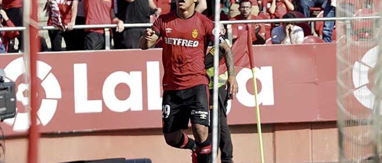 Cucho HernÃ¡ndez, el sÃ¡bado ante el AlavÃ©s.