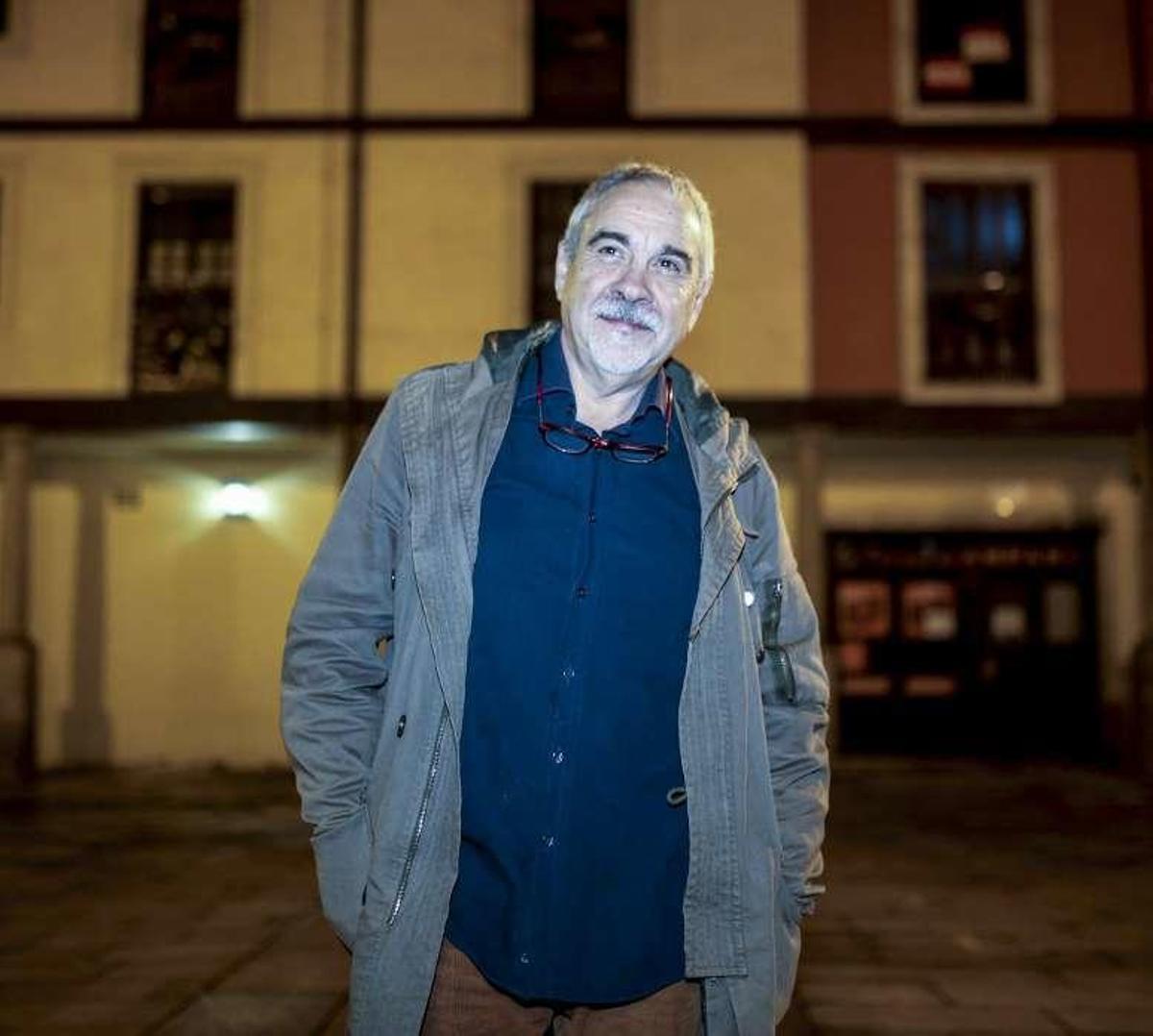 Rafa Lorenzo, ayer, en la zona del Fontán en la que actuó Lorca.