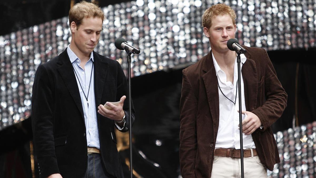 zentauroepp6588350 britain s princes william  l  and harry speak on stage at we170723094046