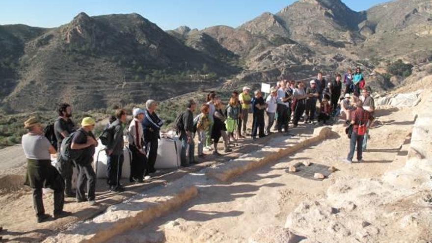 El Ayuntamiento estudia crear un centro de interpretación para potenciar la sierra