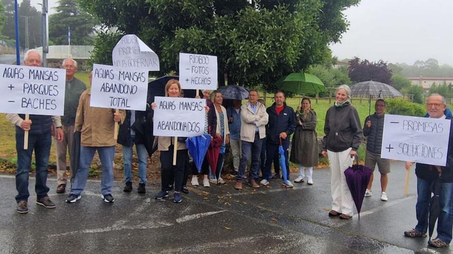 Vecinos de Augas Mansas denuncian el «abandono total» y exigen mejoras