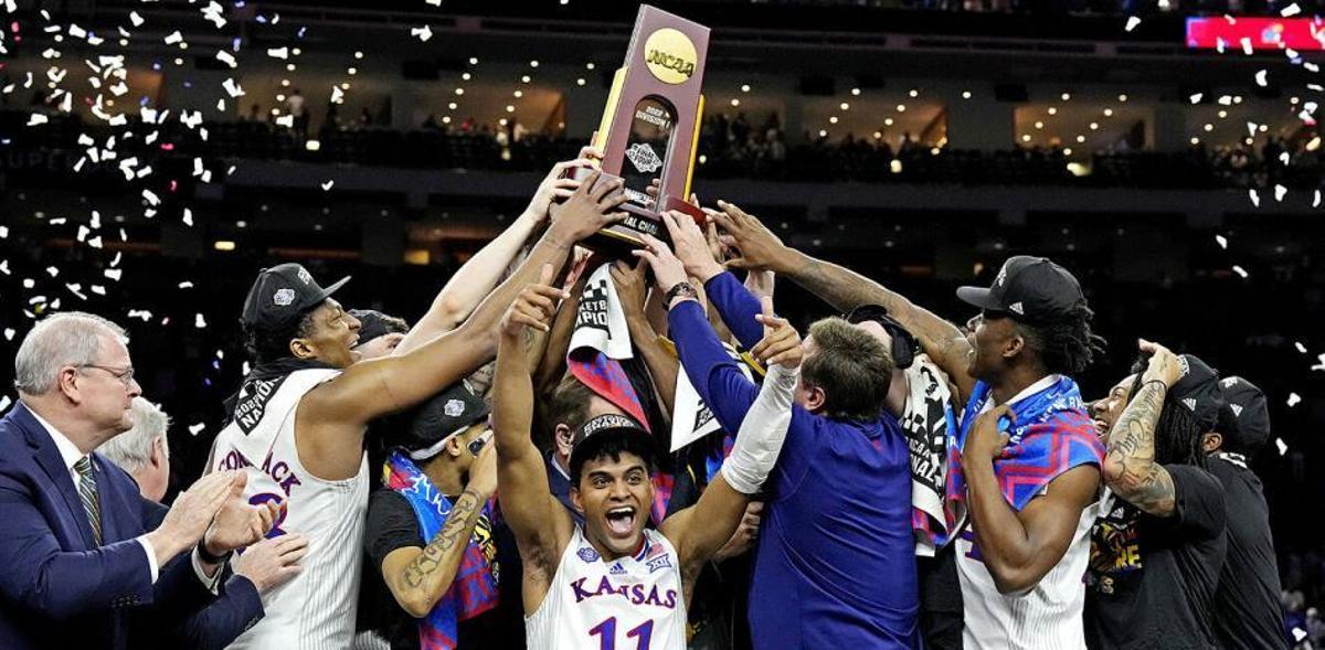 Kansas guanya el títol de l’NCAA després d’una de remuntada històrica davant North Carolina Kansas guanya el títol de l’NCAA després d’una de remuntada històrica davant North Carolina