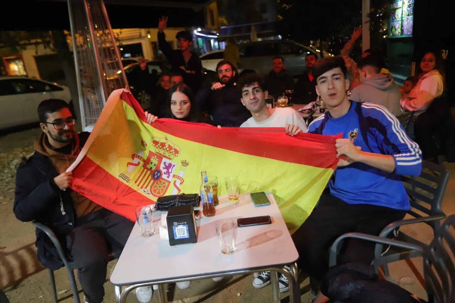 Las imágenes de los aficionados siguiendo el ESpaña-Alemania del Mundial de Qatar