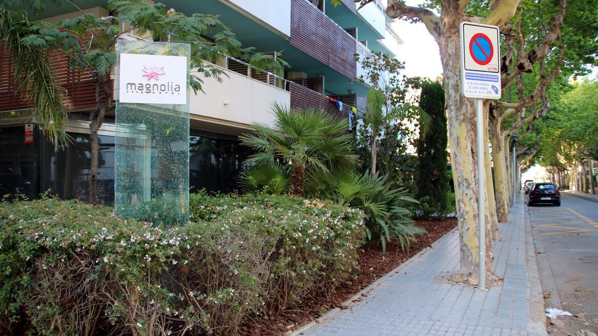 El hotel Magnolia de Salou, donde una mujer ha muerto a manos de un hombre