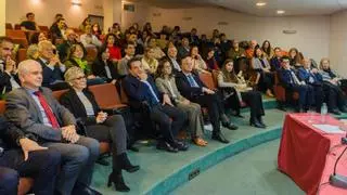 Estos médicos de Asturias investigan y han sido premiados por ello: una herramienta para medir la esquizofrenia, la relación entre hierro y alzhéimer...