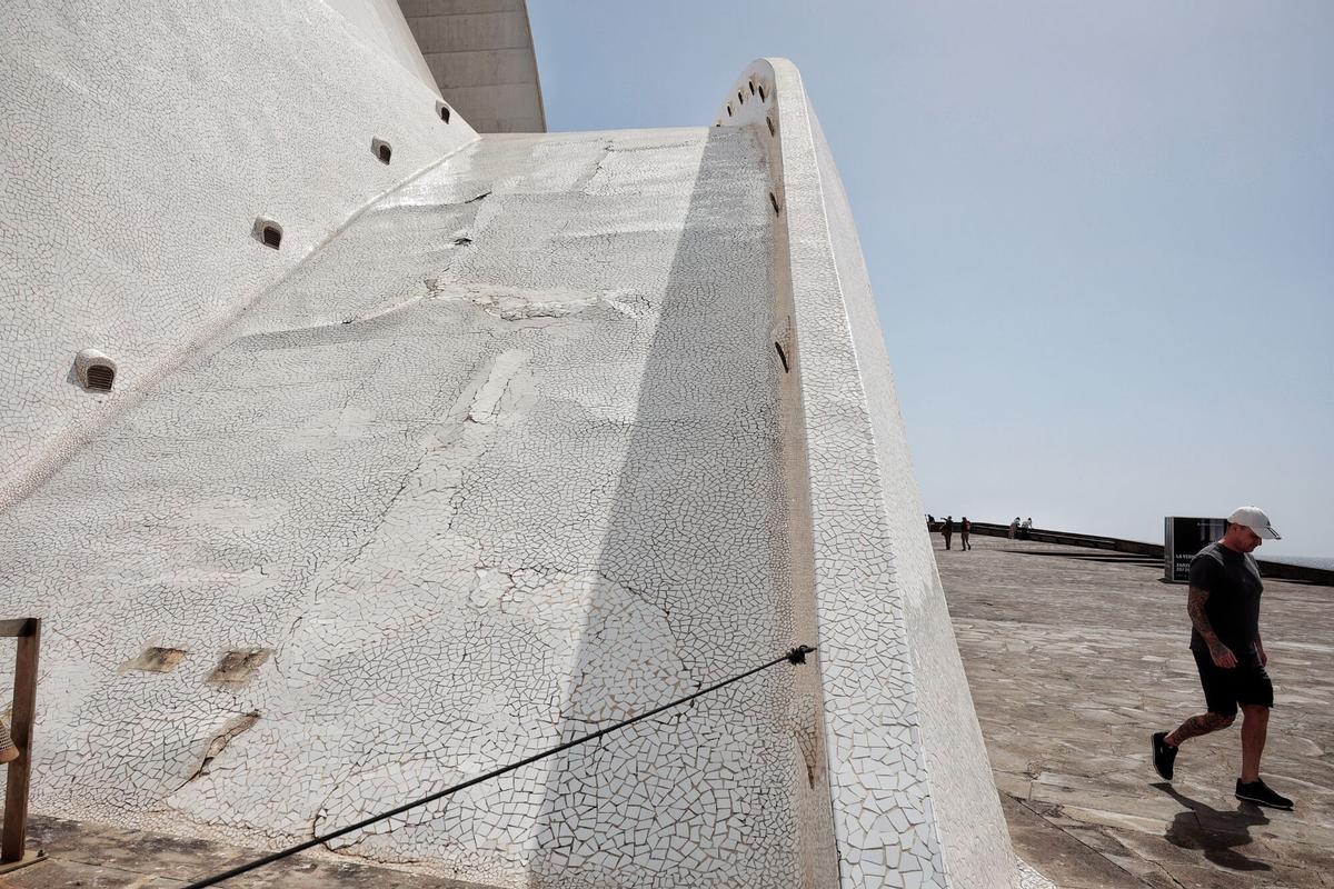 Mal estado de la fachada del Auditorio