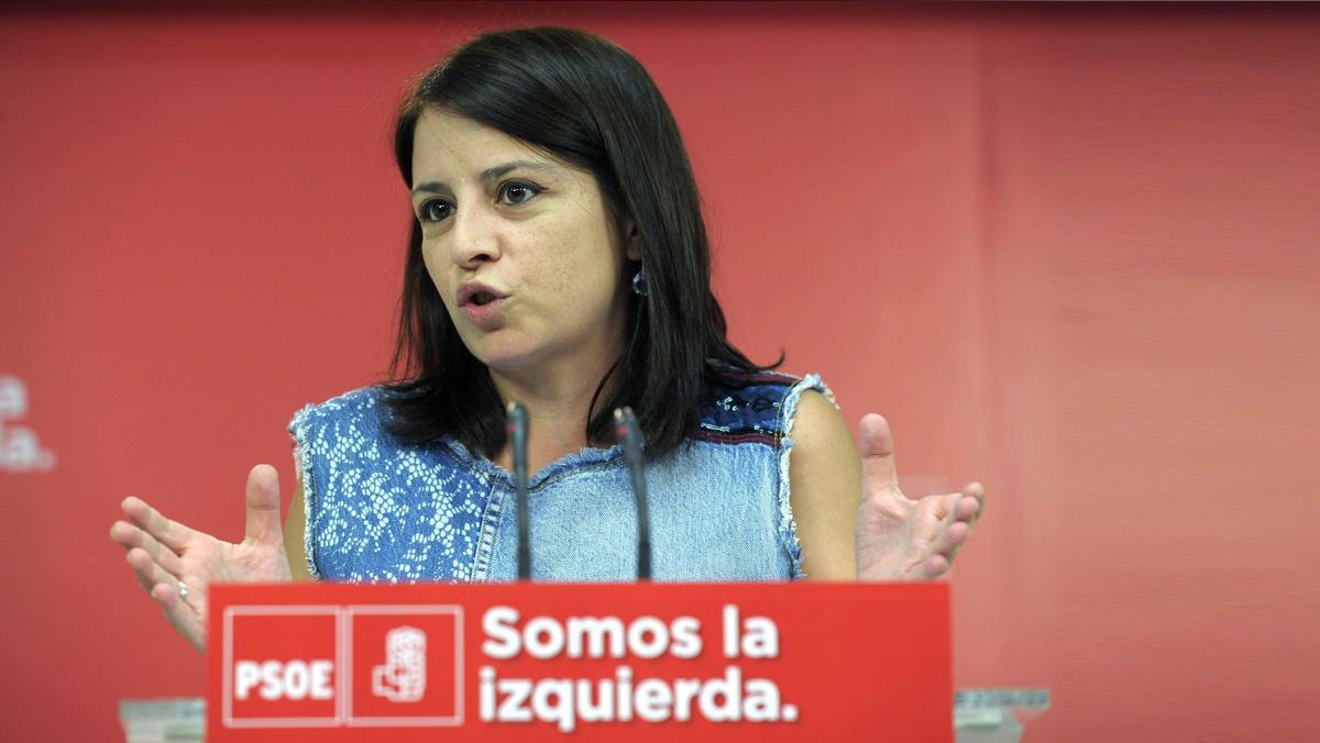 Adriana Lastra, durant la roda de premsa oferta avui a la seu de Ferraz.