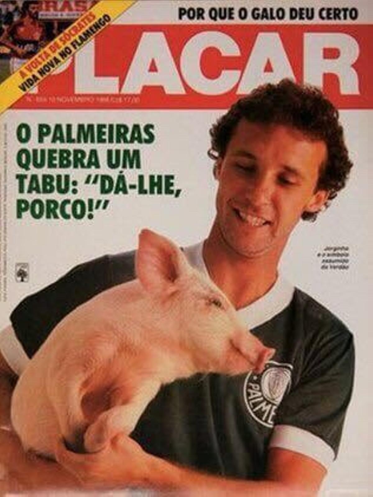 La portada de la revista brasileña en la que aparece Jorginho del Palmeiras con un cerdo