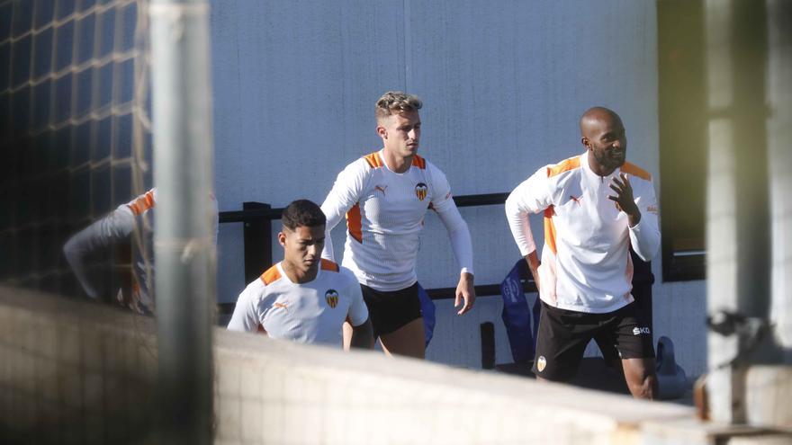 Comunicado oficial del Valencia CF: Traspaso de Álex Blanco