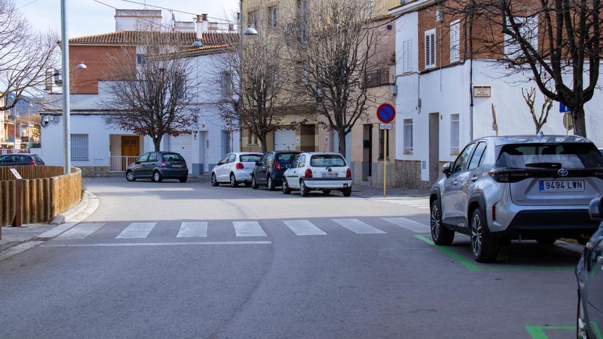 Salt estudia augmentar el número de places de zona verda d&#039;aparcament