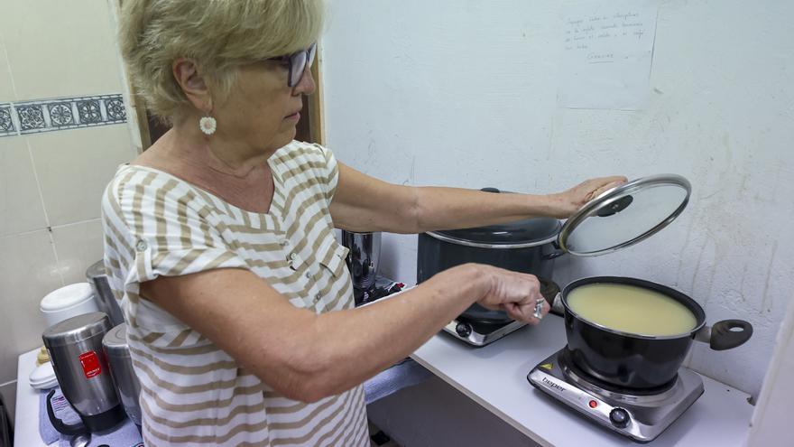 Reparto de comida en Reacción Solidaria