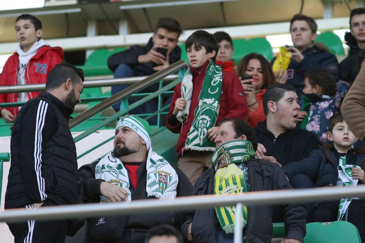 La afición blanquiverde en el Córdoba-Albacete