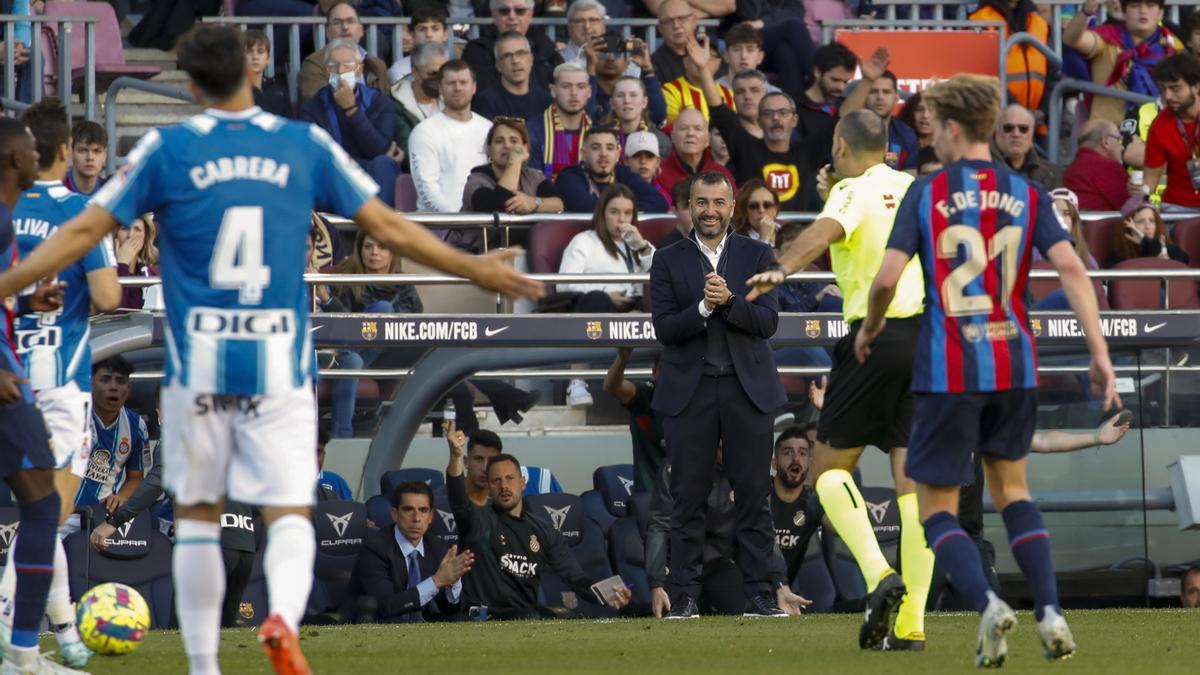 ¿Es o no es expulsión? El VAR y Mateu Lahoz decidieron no dar a Cabrera la roja...