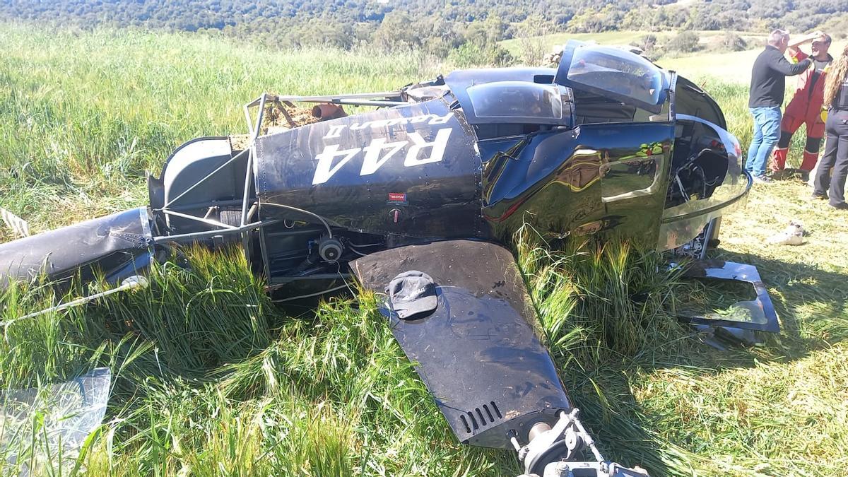 L'helicòpter que s'ha estavellat a Vilanova de l'Aguda