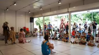 Más de 5.000 niños pasan por la Feria del Libro de Badajoz en ocho días