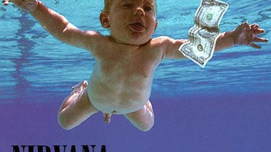 El bebé del icónico &#039;Nevermind&#039; de Nirvana vuelve a posar 25 años después