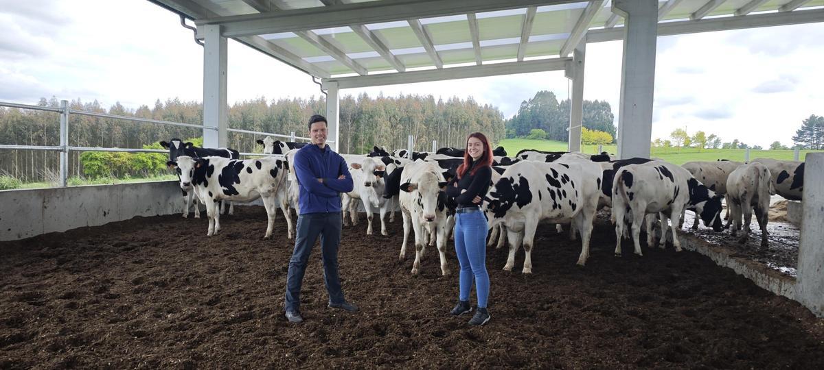 Miguel e Tamara Fernández Losada dirixen Gandería Palmeiro en Lugo xunto aos seus pais.