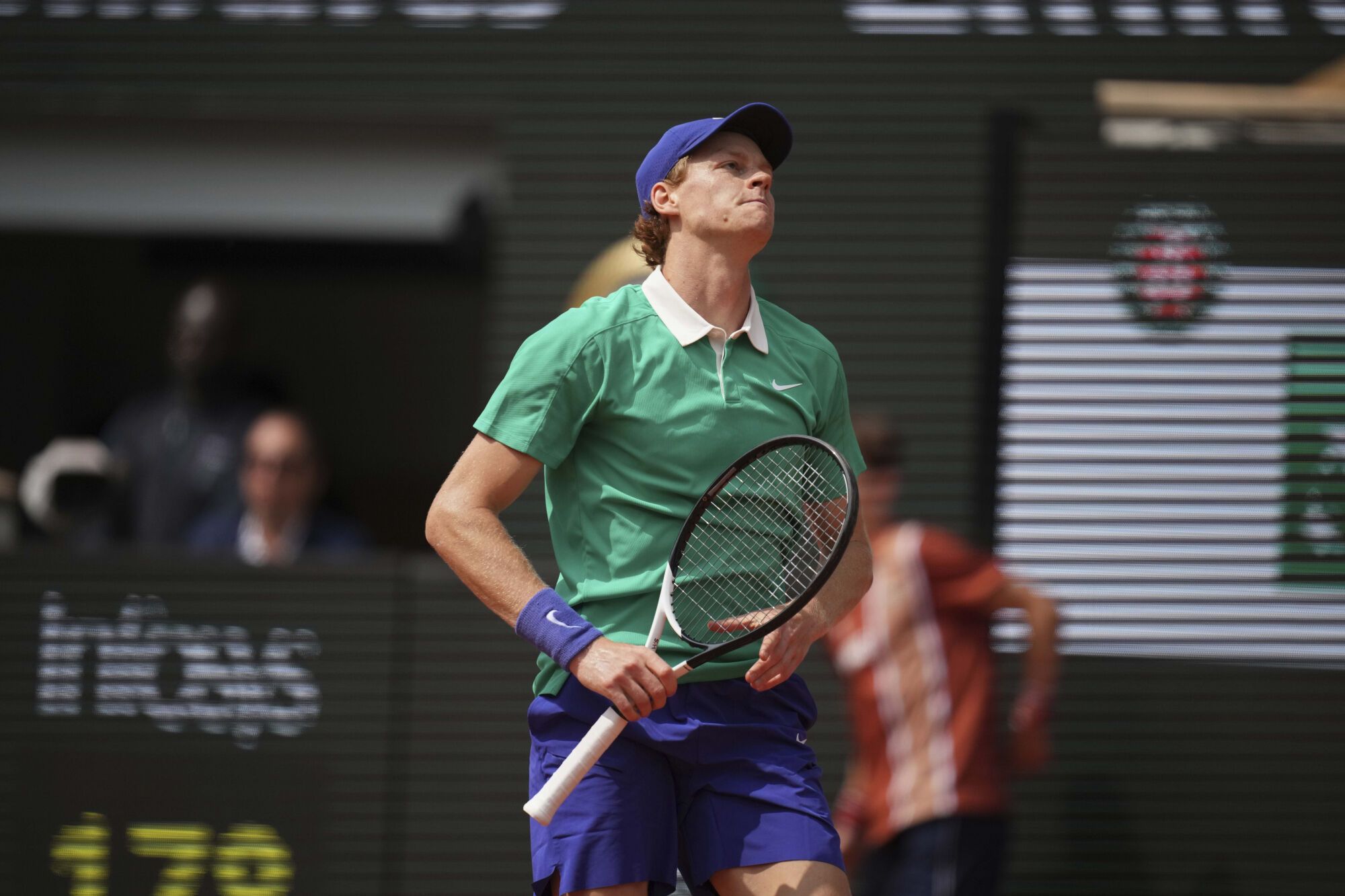 Italy's Jannik Sinner reacts during the final match of the French Tennis Open at the Roland-Garros against Spain's Carlos Alcaraz in Paris, Sunday, June 8, 2025. (AP Photo/Christophe Ena). EDITORIAL USE ONLY/ONLY ITALY AND SPAIN