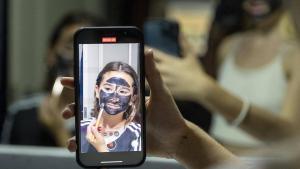 TikTok prende la fiebre por los productos cosméticos entre las niñas