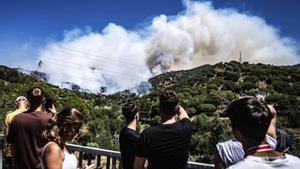 El foc de Tiana, sota control després d’arrasar 48 ha