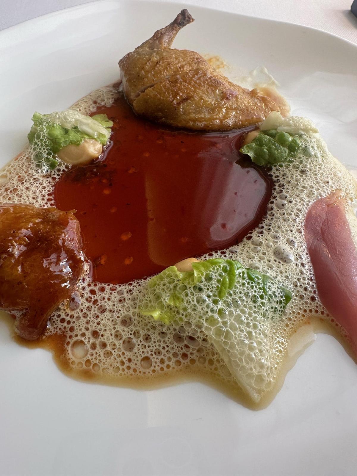 Codorniz de las landas en su jugo