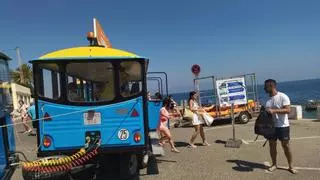 Dénia ataja la masificación en les Rotes: este sábado cierra ya el acceso a los coches al tramo final de este costa