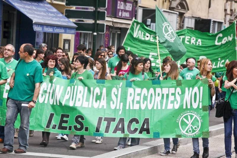 Fotogalería de la protesta en Zaragoza contra la 'ley Wert' y los recortes