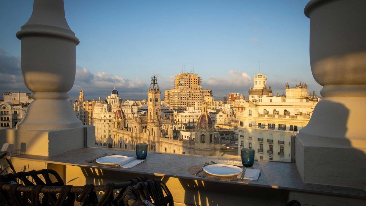Las terrazas y azoteas con mejores vistas de València para salir y tomar algo.