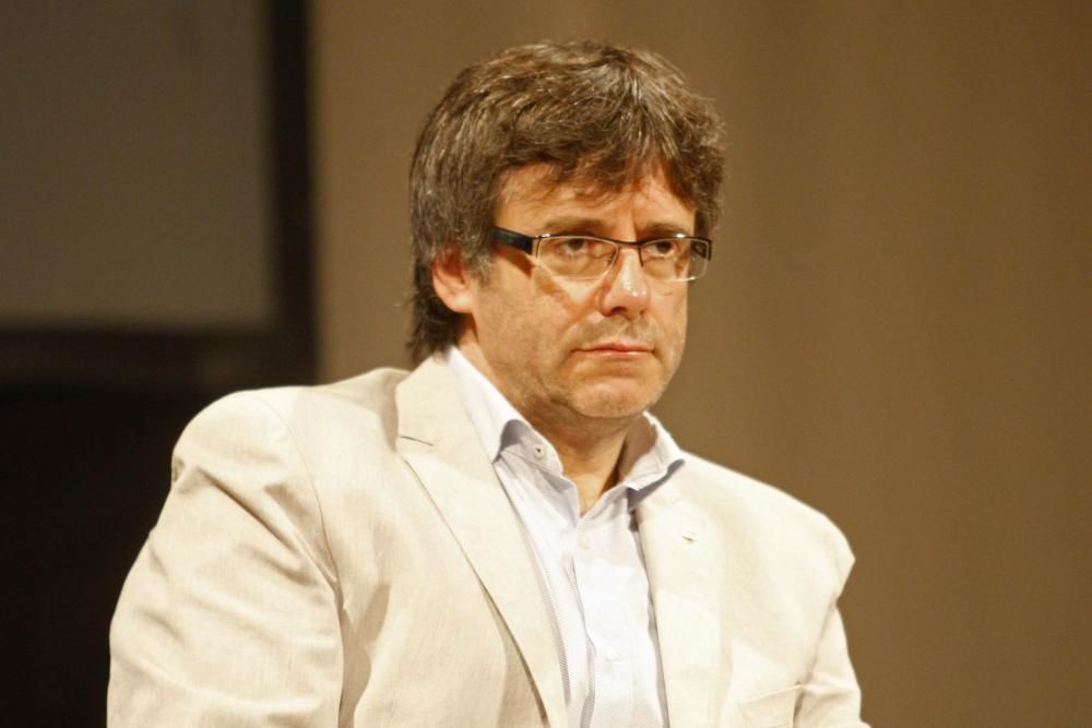 Carles Puigdemont presenta el llibre de Santi Vila a Girona