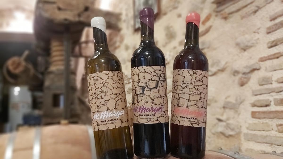 Manu Guardiola Viticultor es una pequeña bodega artesanal ubicada en pleno centro de Xaló.