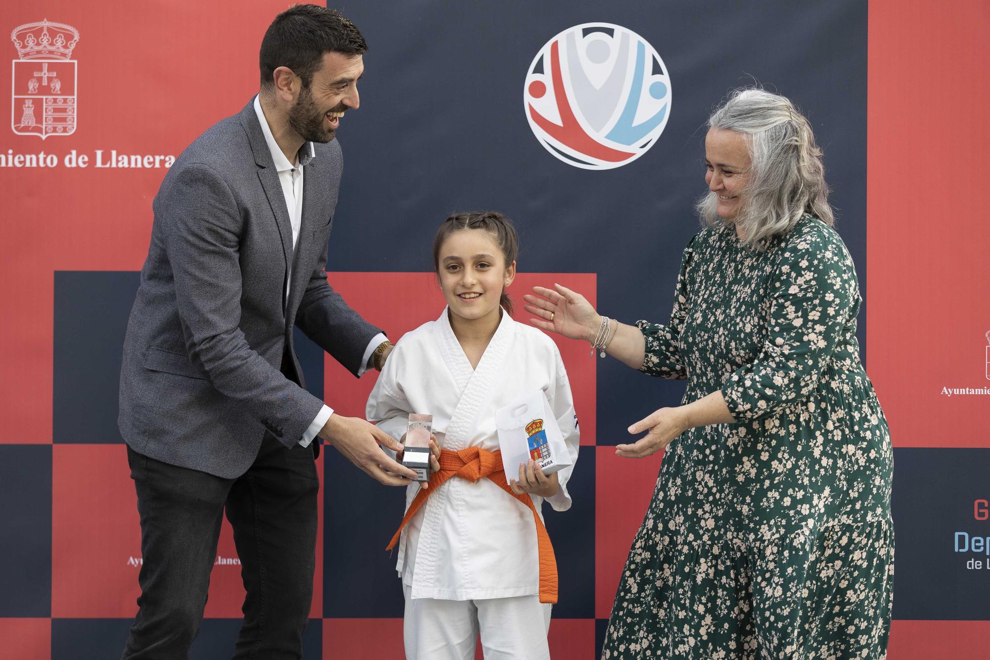 Así fue la gran gala del deporte de Llanera: todas las imágenes de la original cita, celebrada al aire libre