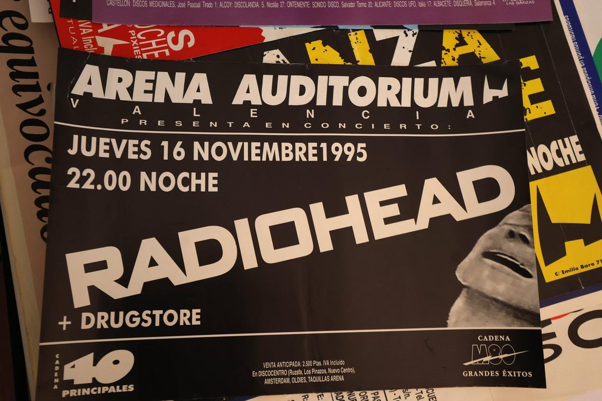 Cartel de Radiohead en València.