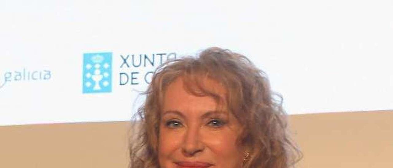Mabel Loza recoge su premio en Santiago de Compostela. / Xoán Álvarez