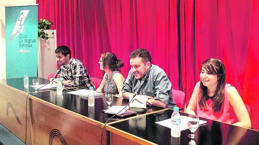 Diego Jiménez, Lucía Fernández, Alejandro Vizcaíno y María Delgado, ayer, en la Casa de Cultura.