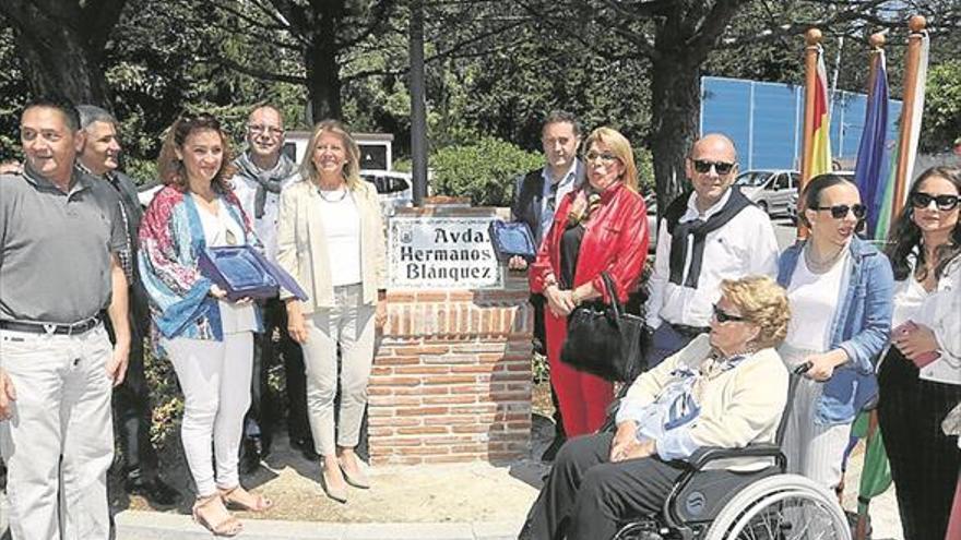 Marbella pone a una avenida el nombre de los bujalanceños Hermanos Blánquez