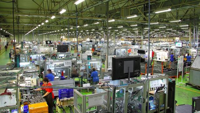 Cadena de producció de la companyia catalana fabricant de peces per a l’automòbil Ficosa.