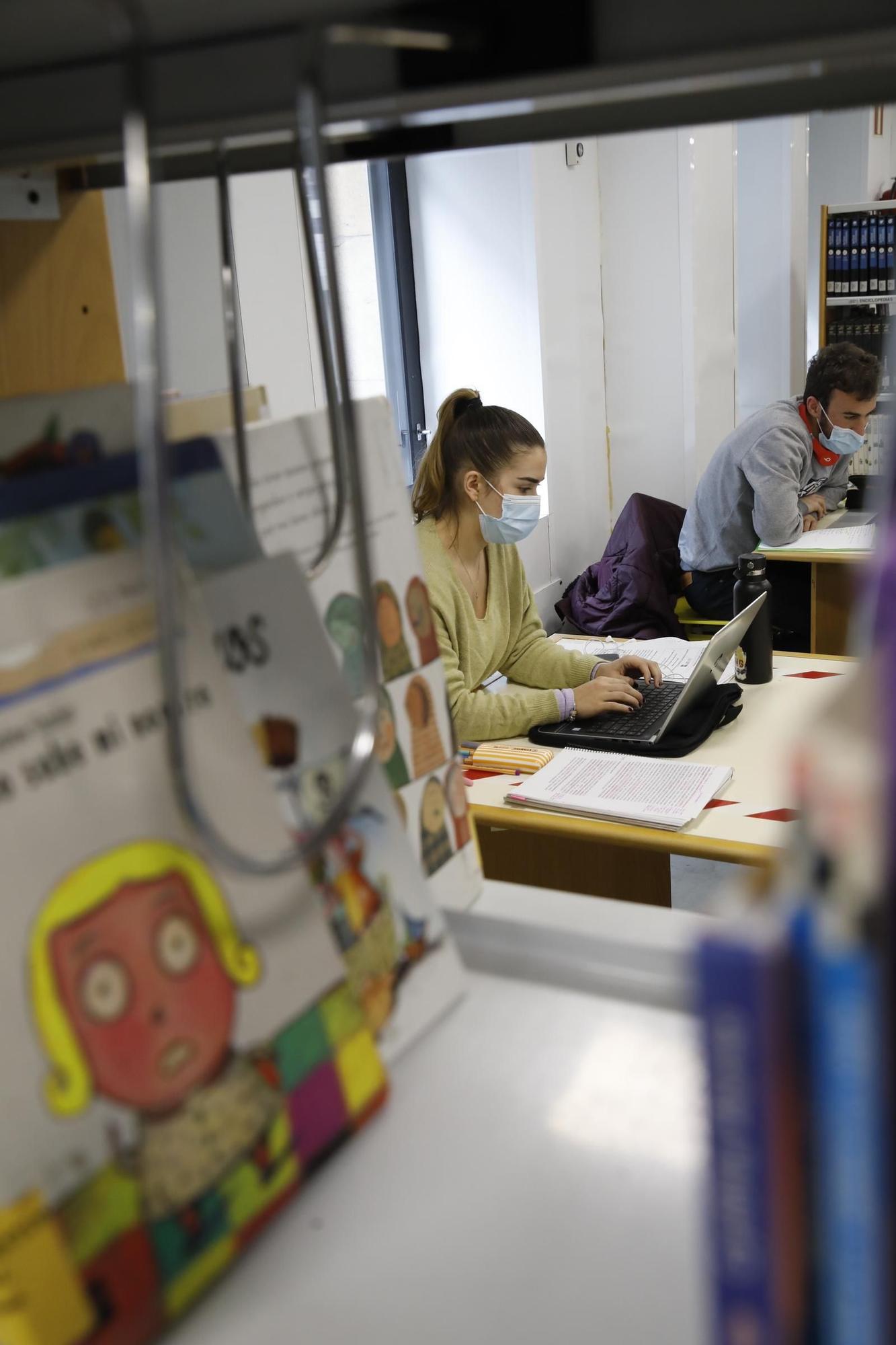 Las bibliotecas de Gijón, llenas