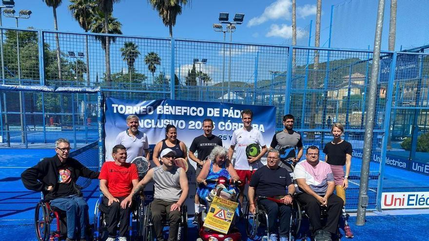 Jugadores con lesión medular celebran un torneo de pádel solidario para aficionados