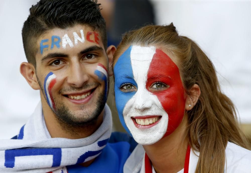 Las aficiones calientan el Alemania-Francia