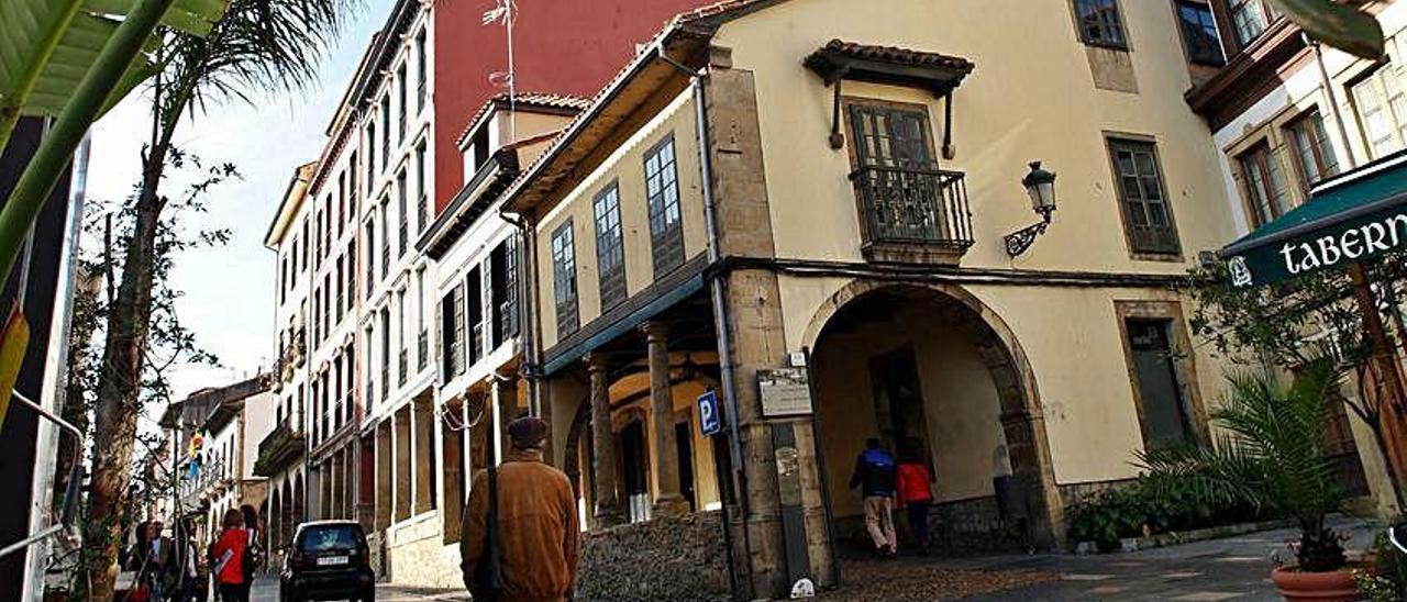 La calle de Galiana, una de las más caras de Avilés.