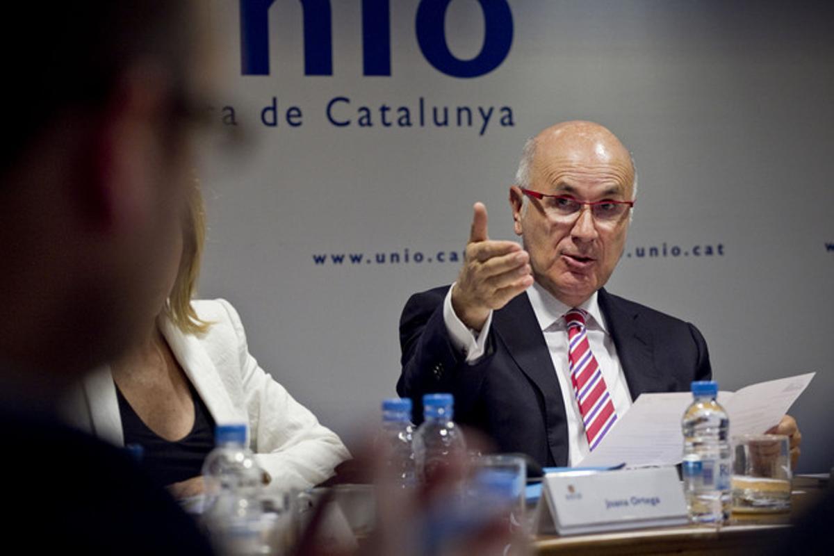 Josep Antoni Duran Lleida, en una reunió d’Unió. JOAN CORTADELLAS