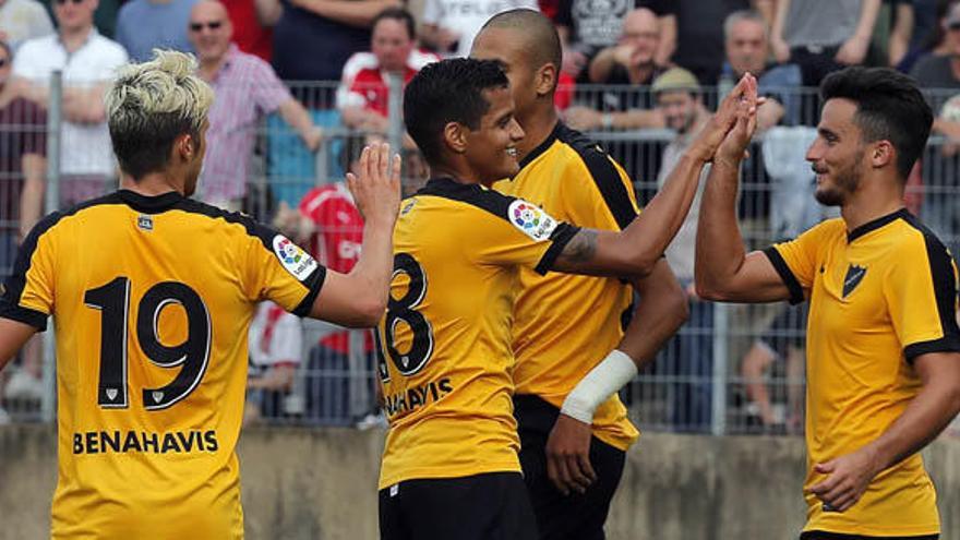 Keko, Rosales, En-Nesyri y Juankar celebran un gol del Málaga CF durante la pretemporada.