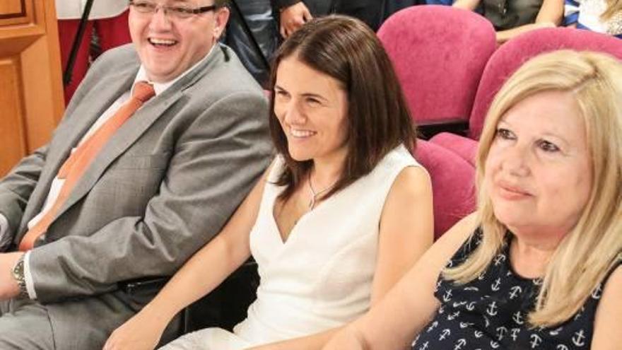 Domingo Guillén (Ciudadanos), Rosa Guillén (PSOE) y Rosario Ballester (UPyD).