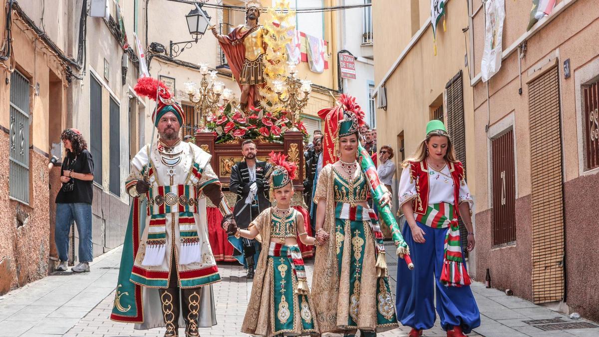 San Bonifacio bendice a Petrer