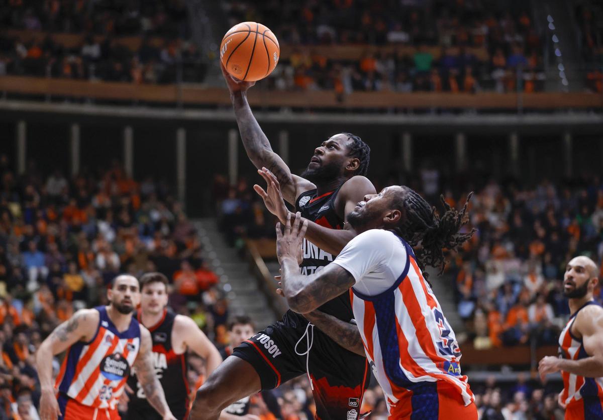 El Bàsquet Girona se llevó una importante victoria de Coruña