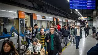 Confusión entre los pasajeros ante la reanudación de Rodalies: “Hay pocos trenes”