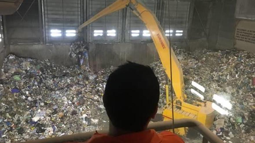 El monstruo de la basura en la Vega