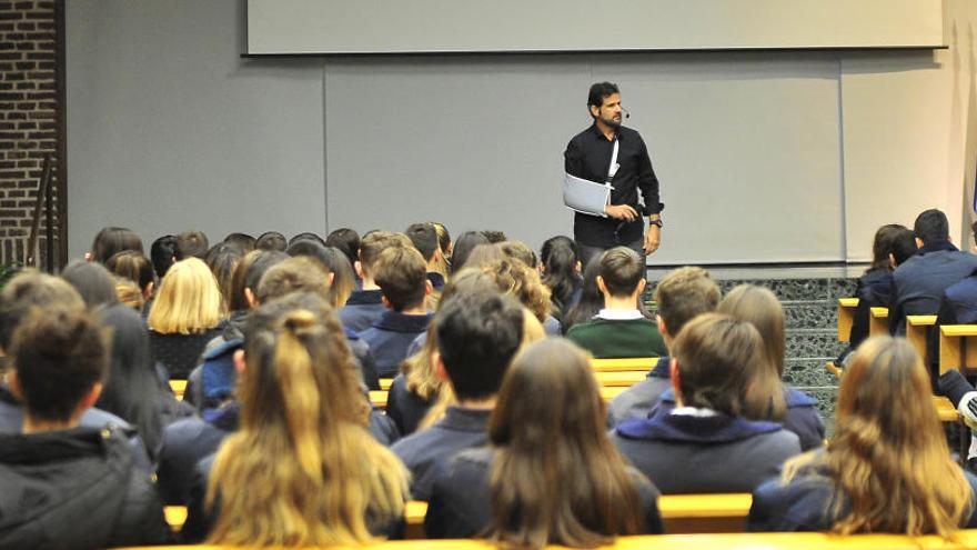 Jóvenes que se forman en liderazgo en Elche