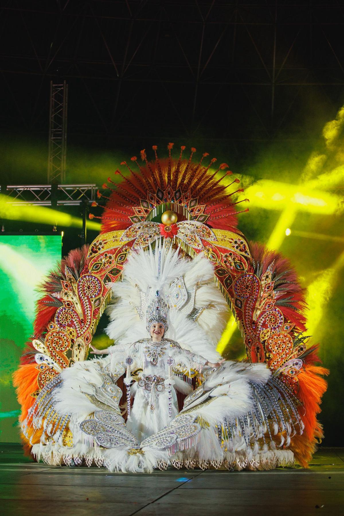 Valeria Gómez  de la Peña Los Bichicuondos, reina infantil.